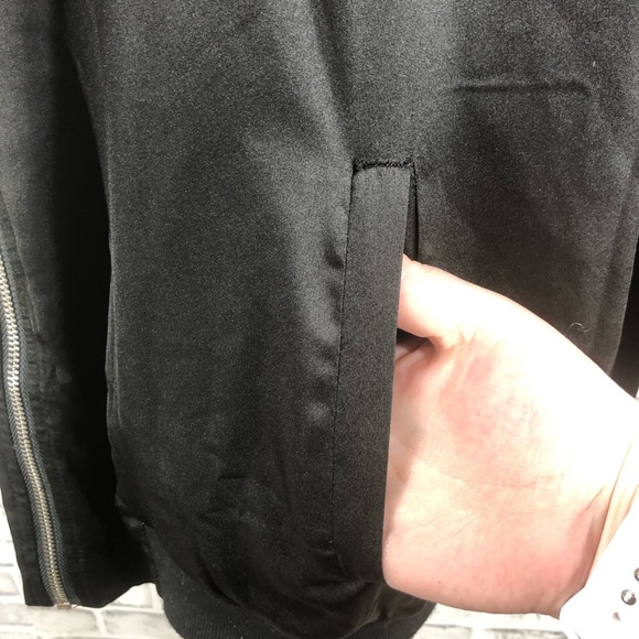 Misguided “No Memory Of Last Night” Bomber Jacket - Picture 4 of 8